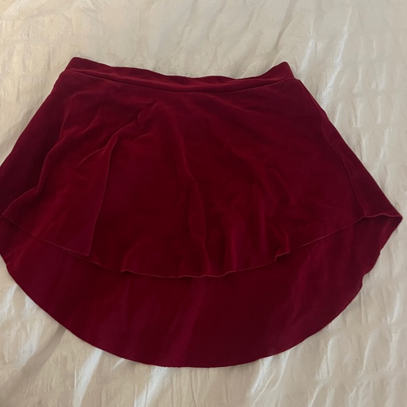 Red ballet bullet pointe skirt - Picture 2 of 4